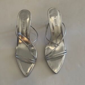 Steve Madden Metallic Silver Leather Strappy Heeled Sandals